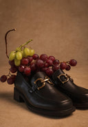 <h5><em>OFFICE SHOES</em></h5>