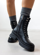 Αρβυλάκια με τρακτερωτή σόλα Refresh 171984 - Μαύρο - thefashionproject.gr - Refresh