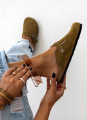 Clogs ανατομικά από δέρμα καστόρι Plakton 181539 - Λαδί - thefashionproject.gr - Plakton