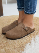 Clogs ανατομικά από δέρμα καστόρι Plakton 181539 - Τάουπε - thefashionproject.gr - Plakton