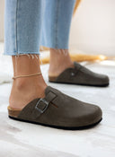 Clogs ανατομικά από δέρμα καστόρι Plakton 181539 - Χακί - thefashionproject.gr - Plakton