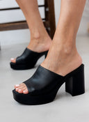 Clogs δερμάτινα Ragazza 0920 - Μαύρο - thefashionproject.gr - RAGAZZA