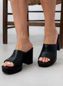 Clogs δερμάτινα Ragazza 0920 - Μαύρο - thefashionproject.gr - RAGAZZA