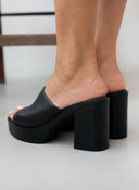 Clogs δερμάτινα Ragazza 0920 - Μαύρο - thefashionproject.gr - RAGAZZA