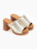 Clogs με χρυσά τρουκς Erynn - Χρυσό - thefashionproject.gr - ERYNN