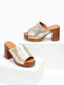 Clogs με χρυσά τρουκς Erynn - Χρυσό - thefashionproject.gr - ERYNN