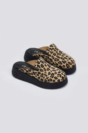 Clogs ponyskin flatforms με print Iris 