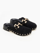 Clogs suede με μεταλλικά τρουκς