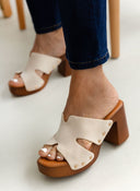 Clogs suede με τρουκς ERYNN - Μπεζ - thefashionproject.gr - ERYNN