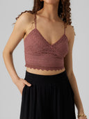 Crop top με δαντέλα VERO MODA 10272481