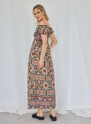 Εμπριμέ φόρεμα με σούρες - Μαύρο - thefashionproject.gr - The Fashion Project