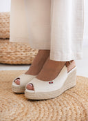 Εσπαντρίγιες platforms με δέσιμο στο πλάι - Μπεζ - thefashionproject.gr - Alta Moda