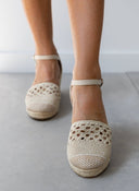 Εσπαντρίγιες platforms με πλεκτό σχέδιο Xti 142333 - Μπεζ - thefashionproject.gr - Xti Footwear