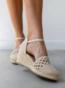 Εσπαντρίγιες platforms με πλεκτό σχέδιο Xti 142333 - Μπεζ - thefashionproject.gr - Xti Footwear
