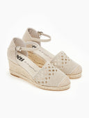 Εσπαντρίγιες platforms με πλεκτό σχέδιο Xti 142333 - Μπεζ - thefashionproject.gr - Xti Footwear