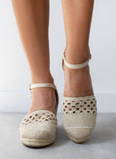 Εσπαντρίγιες platforms με πλεκτό σχέδιο Xti 142333 - Μπεζ - thefashionproject.gr - Xti Footwear