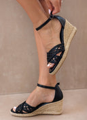 Εσπαντρίγιες platforms με πλεκτό σχέδιο Xti 142774 - Μαύρο - thefashionproject.gr - Xti Footwear