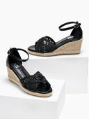 Εσπαντρίγιες platforms με πλεκτό σχέδιο Xti 142774 - Μαύρο - thefashionproject.gr - Xti Footwear