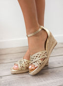 Εσπαντρίγιες platforms με πλεκτό σχέδιο Xti 142774 - Χρυσό - thefashionproject.gr - Xti Footwear