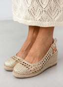 Εσπαντρίγιες platforms πλεκτές Xti 142892 - Χρυσό - thefashionproject.gr - Xti Footwear