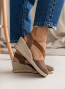 Εσπαντρίγιες platforms suede με λάστιχα - Καφέ - thefashionproject.gr - Medies