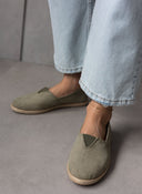 Εσπαντρίγιες suede με λάστιχο - Χακί - thefashionproject.gr - Medies