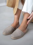 Εσπαντρίγιες suede με χαμηλά πλαϊνά - Τάουπε - thefashionproject.gr - Medies