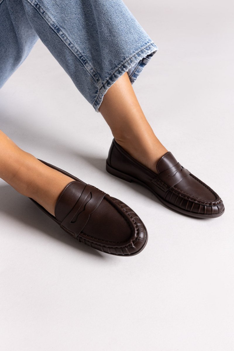 Flat Loafers with Ruched Detail - Dark Brown Matte - thefashionproject.gr - Stephan