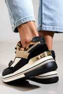 Flatform sneakers σε συνδυασμούς υλικών ERYNN