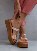 Σανδάλια flatforms δερμάτινα με περαστή φάσα Estil 