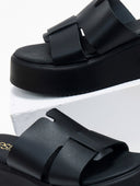 Flatforms δερμάτινα με ιδιαίτερη φάσα Estil