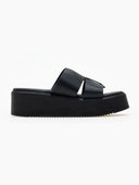 Flatforms δερμάτινα με ιδιαίτερη φάσα Estil