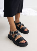 Flatforms δερμάτινα με τοκάδες TFP - Μαύρο - thefashionproject.gr - TFP