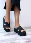 Flatforms δερμάτινα σανδάλια με ανοίγματα Estil
