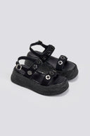 Flatforms δερμάτινα σανδάλια με ψάθα Carad