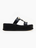 Flatforms δερμάτινα σανδάλια με τρουκς Estil