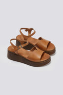 Flatforms δερμάτινα σανδάλια TFP