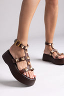 Flatforms σανδάλια δερμάτινα με τρουκς Estil