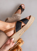 Flatforms σανδάλια με crossover φάσες Refresh 171756