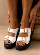 Flatforms σανδάλια με oversized τοκάδες Estil