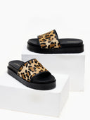 Flatforms σανδάλια με print - Leopard - thefashionproject.gr - CARAD - 22396032003