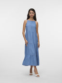 Φόρεμα με denim όψη Vero Moda 10326075
