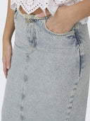 Φούστα τζιν με ξέφτια στη μέση ONLY 15315170 - Μπλε jean - thefashionproject.gr - ONLY