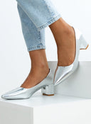 Γόβες λουστρίνι μυτερές - Ασημί - thefashionproject.gr - GIVANA