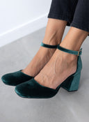 Γόβες με μπαρέτα velvet TFP - Κυπαρισσί - thefashionproject.gr - TFP