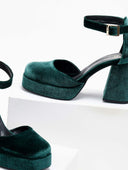 Γόβες με μπαρέτα velvet TFP - Κυπαρισσί - thefashionproject.gr - TFP