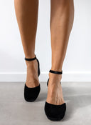 Γόβες με μπαρέτα velvet TFP - Μαύρο - thefashionproject.gr - TFP