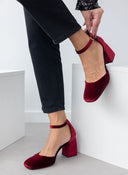 Γόβες με μπαρέτα velvet TFP - Μπορντό - thefashionproject.gr - TFP