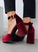 Γόβες με μπαρέτα velvet TFP - Μπορντό - thefashionproject.gr - TFP