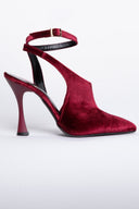 Γόβες μυτερές ασύμμετρες από velvet ύφασμα TFP - Burgundy - thefashionproject.gr - TFP